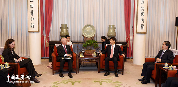 Meng Jianzhu meets US cyberspace security delegation in Beijing